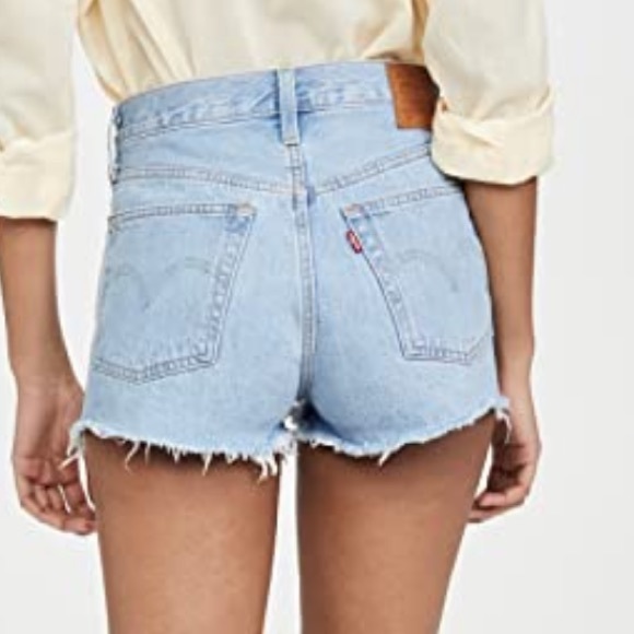 LEVIS 501 original short!💙 - Picture 2 of 7